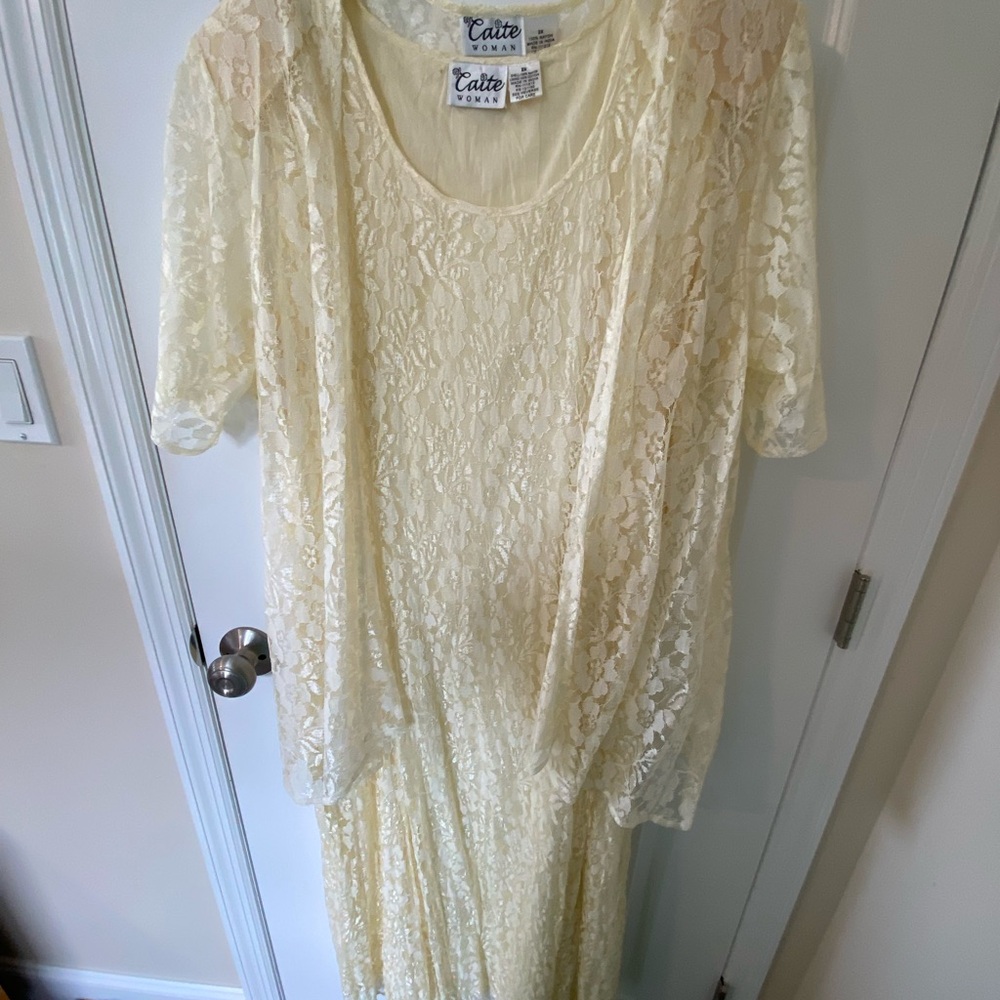 2 pc Caite Cream Sleeveless gown w/jacket